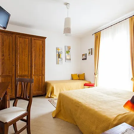Osteria Da Cesare E Locanda Castel San Pietro Terme Room photo
